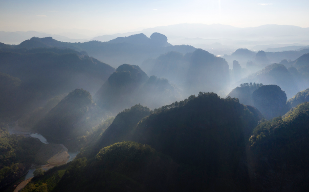 山外山，是什么模樣？